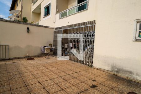 Casa à venda com 300m², 5 quartos e sem vagaQuintal
