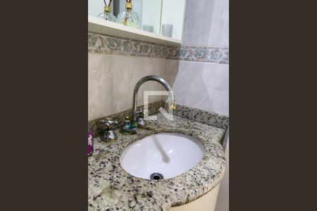 Casa à venda com 300m², 5 quartos e sem vagaBanheiro da Suíte 1