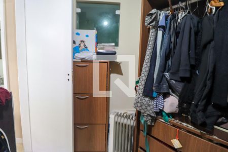 Casa à venda com 300m², 5 quartos e sem vagaCloset da suíte 2