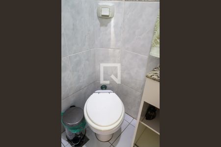 Casa à venda com 300m², 5 quartos e sem vagaBanheiro da Suíte 1