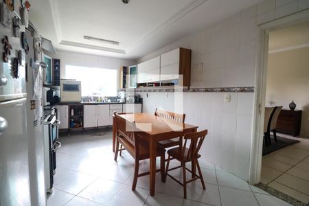 Casa à venda com 300m², 5 quartos e sem vagaCozinha