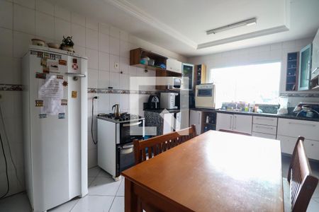 Casa à venda com 300m², 5 quartos e sem vagaCozinha