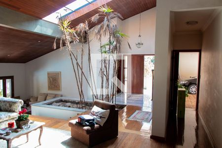 Sala de casa para alugar com 4 quartos, 600m² em Bairro das Palmeiras, Campinas