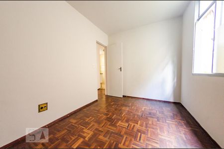 Quarto 1 de apartamento para alugar com 2 quartos, 60m² em Carlos Prates, Belo Horizonte