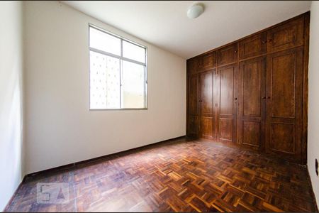 Quarto 1 de apartamento para alugar com 2 quartos, 60m² em Carlos Prates, Belo Horizonte