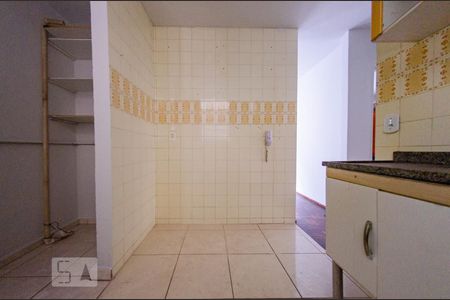 Cozinha de apartamento para alugar com 2 quartos, 60m² em Carlos Prates, Belo Horizonte