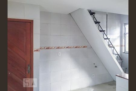 Cozinha de apartamento para alugar com 2 quartos, 93m² em Ramos, Rio de Janeiro