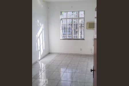 Quarto 2 de apartamento para alugar com 2 quartos, 93m² em Ramos, Rio de Janeiro