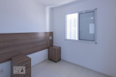 Quarto 1 de apartamento para alugar com 2 quartos, 53m² em Vila Anastácio, São Paulo