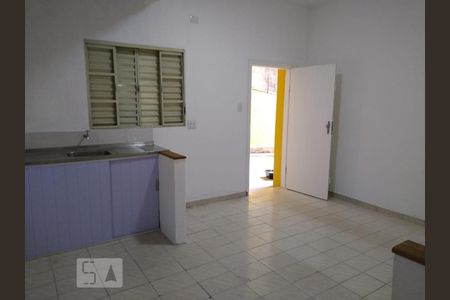 Casa para alugar com 1 quarto, 56m² em Jardim das Palmas, São Paulo