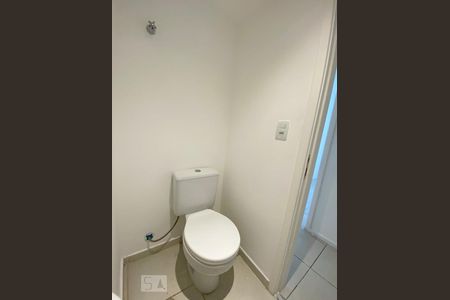 Lavabo de apartamento para alugar com 3 quartos, 80m² em Vila da Penha, Rio de Janeiro
