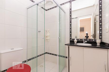 Banheiro  de apartamento para alugar com 1 quarto, 60m² em Bela Vista, São Paulo