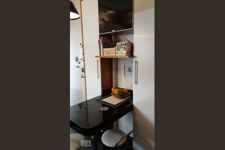 Apartamento à venda com 98m², 2 quartos e sem vagaCozinha