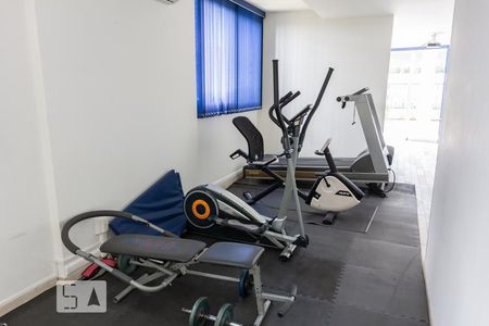 Apartamento para alugar com 42m², 1 quarto e 1 vaga Apartamento para alugar com 42m², 1 quarto e 1 vagaAcademia