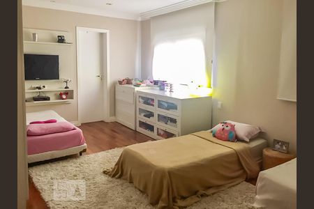 Apartamento para alugar com 229m², 3 quartos e 4 vagas Apartamento para alugar com 229m², 3 quartos e 4 vagasQuarto