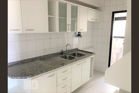 Apartamento à venda com 86m², 3 quartos e 2 vagasCozinha