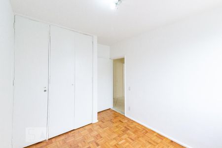 Apartamento para alugar com 115m², 3 quartos e 1 vagaQuarto 2