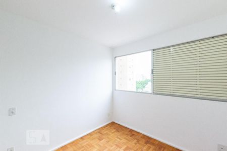 Apartamento para alugar com 115m², 3 quartos e 1 vagaQuarto 2