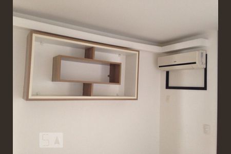 Apartamento para alugar com 110m², 3 quartos e 1 vagaSala