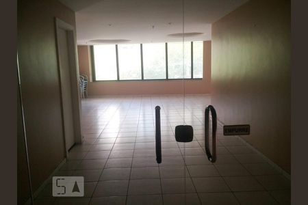 Apartamento para alugar com 110m², 3 quartos e 1 vagaÁrea comum - Salão de festas
