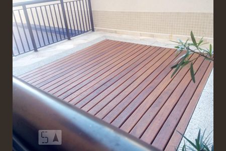 Apartamento para alugar com 110m², 3 quartos e 1 vagaÁrea comum - Piscina