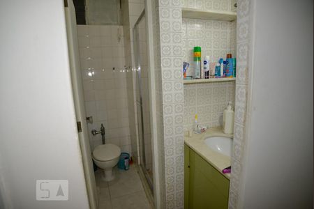 Apartamento para alugar com 120m², 3 quartos e sem vaga Apartamento para alugar com 120m², 3 quartos e sem vagaBanheiro 2