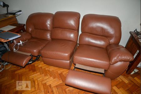 Apartamento para alugar com 120m², 3 quartos e sem vaga Apartamento para alugar com 120m², 3 quartos e sem vagaSala