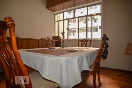 Apartamento para alugar com 120m², 3 quartos e sem vaga Apartamento para alugar com 120m², 3 quartos e sem vagaSala