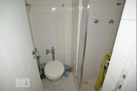 Apartamento para alugar com 120m², 3 quartos e sem vaga Apartamento para alugar com 120m², 3 quartos e sem vagaBanheiro 2