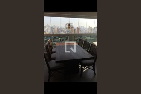 Apartamento à venda com 2 quartos, 94m² em Vila Regente Feijó, São Paulo