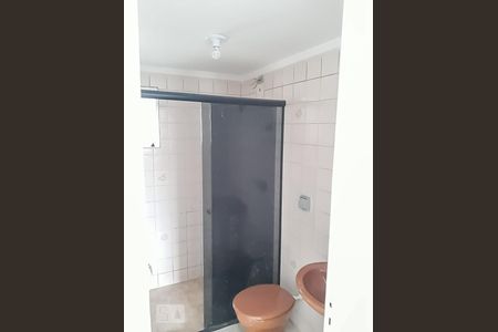 Banheiro  de apartamento para alugar com 2 quartos, 75m² em Socorro, São Paulo