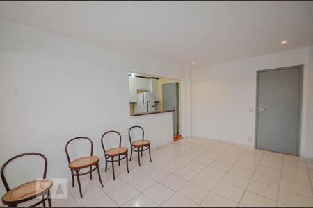 Sala de apartamento para alugar com 3 quartos, 100m² em Rio Comprido, Rio de Janeiro