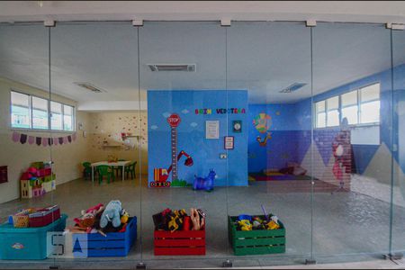 Apartamento para alugar com 100m², 3 quartos e 1 vaga Apartamento para alugar com 100m², 3 quartos e 1 vagaÁrea Comum - Playground