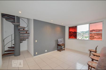 Sala de apartamento para alugar com 3 quartos, 100m² em Rio Comprido, Rio de Janeiro