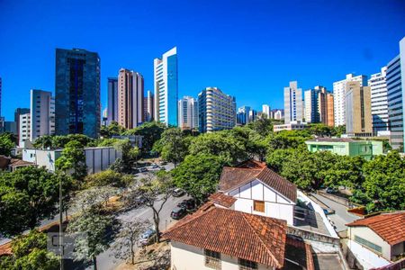 Vista Sala e quarto de kitnet/studio à venda com 9 quartos, 620m² em Funcionários, Belo Horizonte