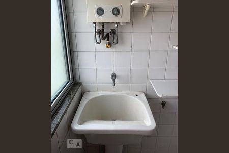 Apartamento à venda com 60m², 2 quartos e 1 vaga Apartamento à venda com 60m², 2 quartos e 1 vagaÁrea de Serviço