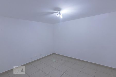 Casa à venda com 202m², 3 quartos e 2 vagas Casa à venda com 202m², 3 quartos e 2 vagasEscritório