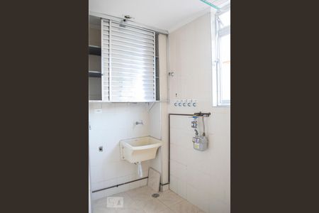 Apartamento para alugar com 79m², 2 quartos e sem vagaÁREA DE SERVIÇO