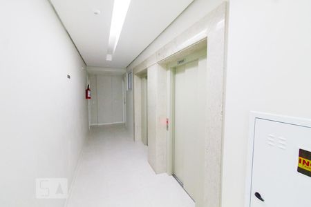 Apartamento para alugar com 79m², 2 quartos e 1 vagaElevador