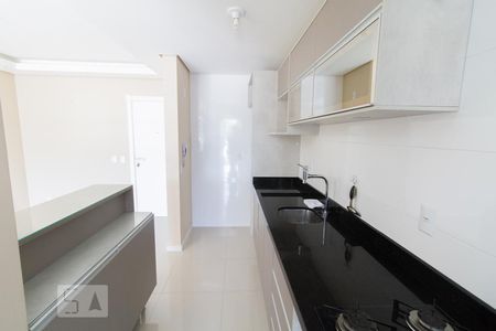 Apartamento para alugar com 79m², 2 quartos e 1 vagaCozinha
