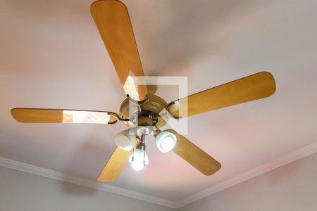 Apartamento à venda com 72m², 3 quartos e 2 vagas Apartamento à venda com 72m², 3 quartos e 2 vagasQuarto 1 Suíte