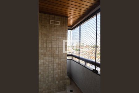 Apartamento à venda com 72m², 3 quartos e 2 vagas Apartamento à venda com 72m², 3 quartos e 2 vagasVaranda