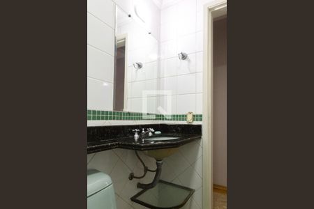 Apartamento à venda com 72m², 3 quartos e 2 vagas Apartamento à venda com 72m², 3 quartos e 2 vagasBanheiro Social