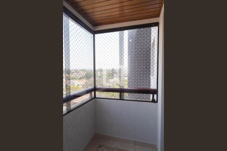 Apartamento à venda com 72m², 3 quartos e 2 vagas Apartamento à venda com 72m², 3 quartos e 2 vagasVaranda
