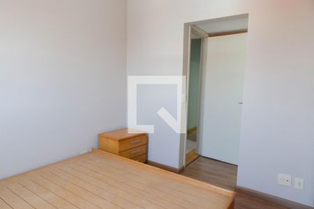 Apartamento à venda com 72m², 3 quartos e 2 vagas Apartamento à venda com 72m², 3 quartos e 2 vagasQuarto 1 Suíte