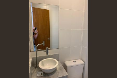 Banheiro Corredor de casa de condomínio à venda com 2 quartos, 65m² em Vargem Pequena, Rio de Janeiro