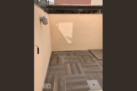 Casa de condomínio à venda com 65m², 2 quartos e 1 vagaÁrea Externa