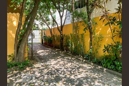 Casa para alugar com 110m², 2 quartos e sem vagaEntrada Vila 