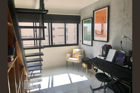 Apartamento para alugar com 95m², 1 quarto e 2 vagasSala