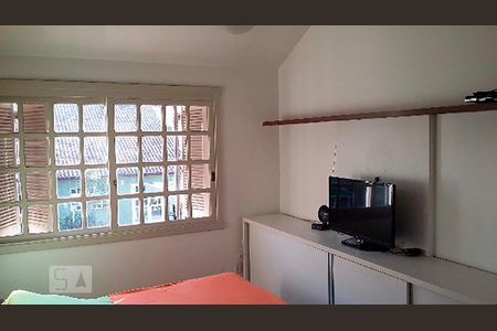 Quarto 1 de casa de condomínio para alugar com 2 quartos, 80m² em Tristeza, Porto Alegre